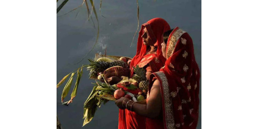 छठ पूजा का आगाज़, धार्मिक उत्सव की रौनक